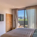 Yaya Villa *